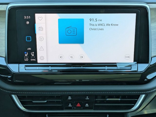 New 2026 Volkswagen Atlas SE FWD image 19