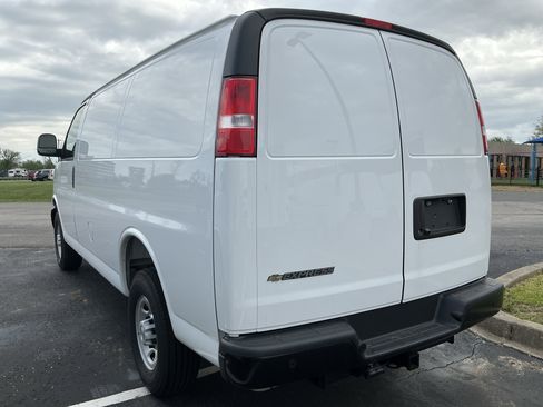 New 2025 Chevrolet Express 2500 w/ Driver Convenience Package RWD image 5