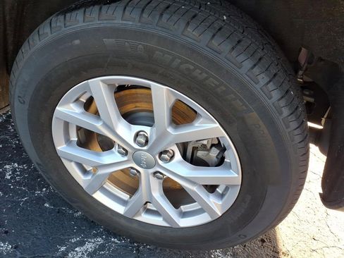 Certified 2021 Jeep Grand Cherokee L Limited image 5