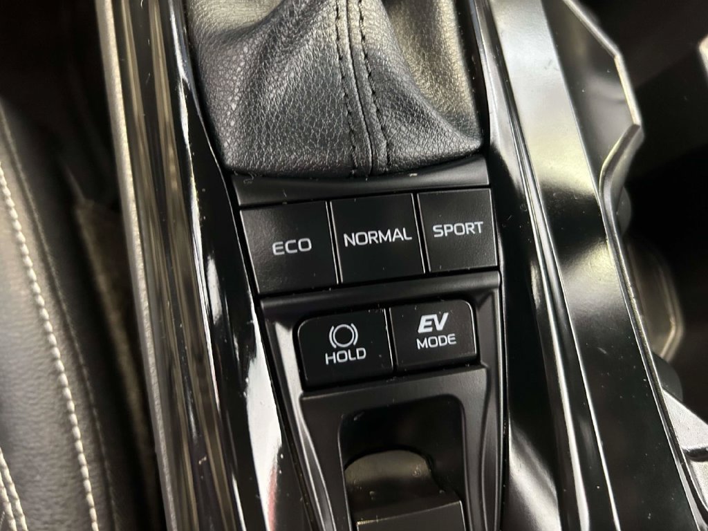 Used 2026 Toyota Camry SE FWD image 21