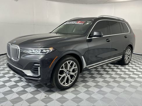 Used 2021 BMW X7 xDrive40i w/ Parking Assistance Package AWD/4WD image 4