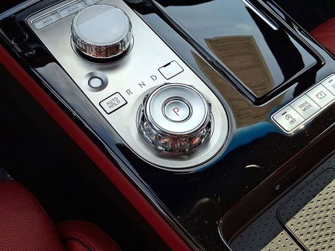 Used 2025 Genesis G80 3.5T Sport image 12