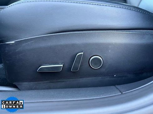 Used 2023 Tesla Model 3 Standard Range image 17