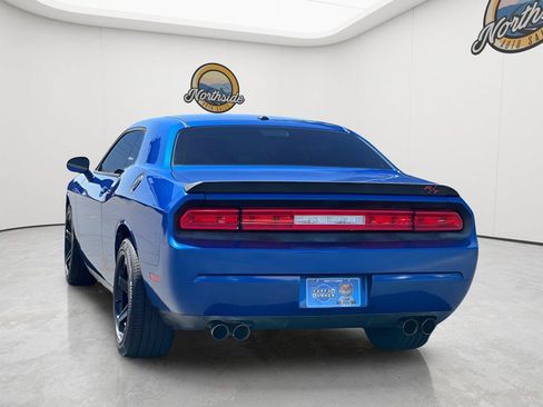 Used 2012 Dodge Challenger R/T RWD image 3