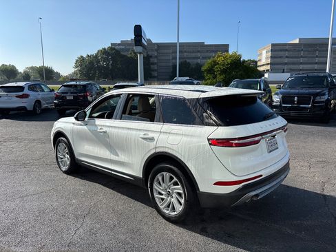 Certified 2023 Lincoln Corsair AWD image 5