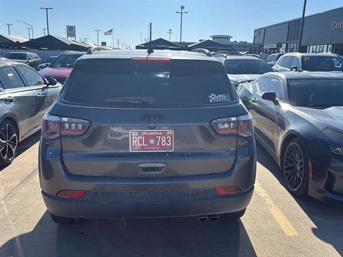 Used 2020 Jeep Compass Latitude image 10