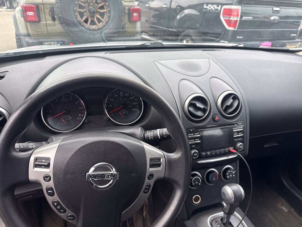 Used 2015 Nissan Rogue S w/ Convenience Package AWD/4WD image 13
