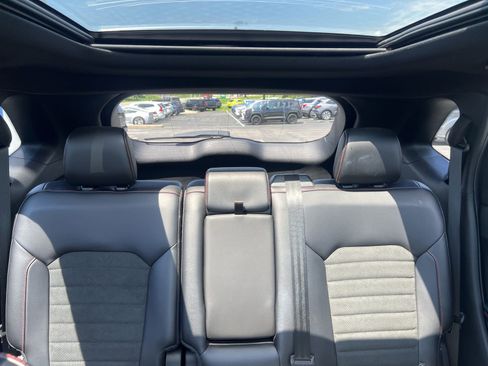 Used 2023 Ford Edge ST-Line AWD/4WD image 57