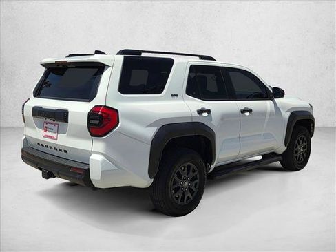 Certified 2025 Toyota 4Runner SR5 AWD/4WD image 4