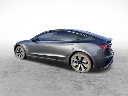 Used 2025 Tesla Model 3 Long Range image 5