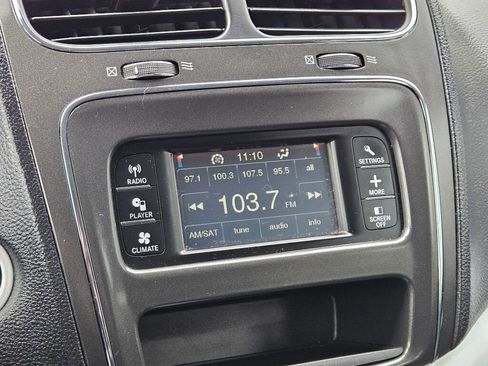 Used 2020 Dodge Journey SE w/ SE Popular Equipment Group image 6