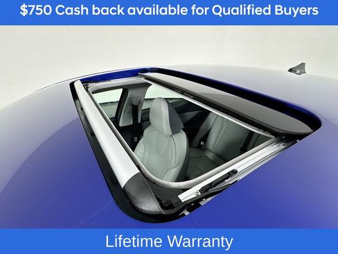 New 2025 Hyundai Elantra Limited image 23