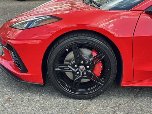 Used 2024 Chevrolet Corvette Stingray Preferred Cpe w/ Z51 Performance Package image 13