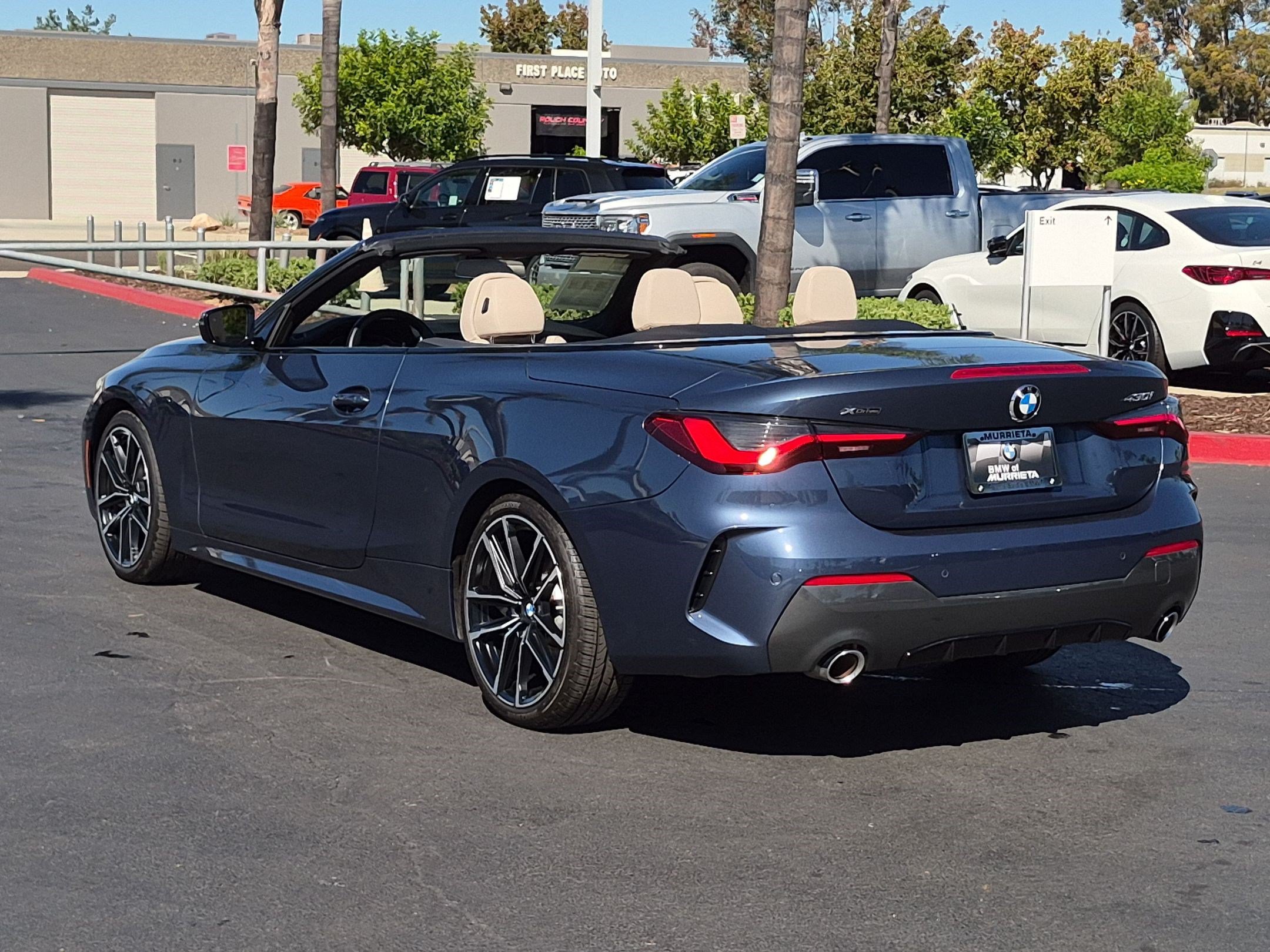 Certified 2022 BMW 430i xDrive Convertible w/ M Sport Package AWD/4WD image 8