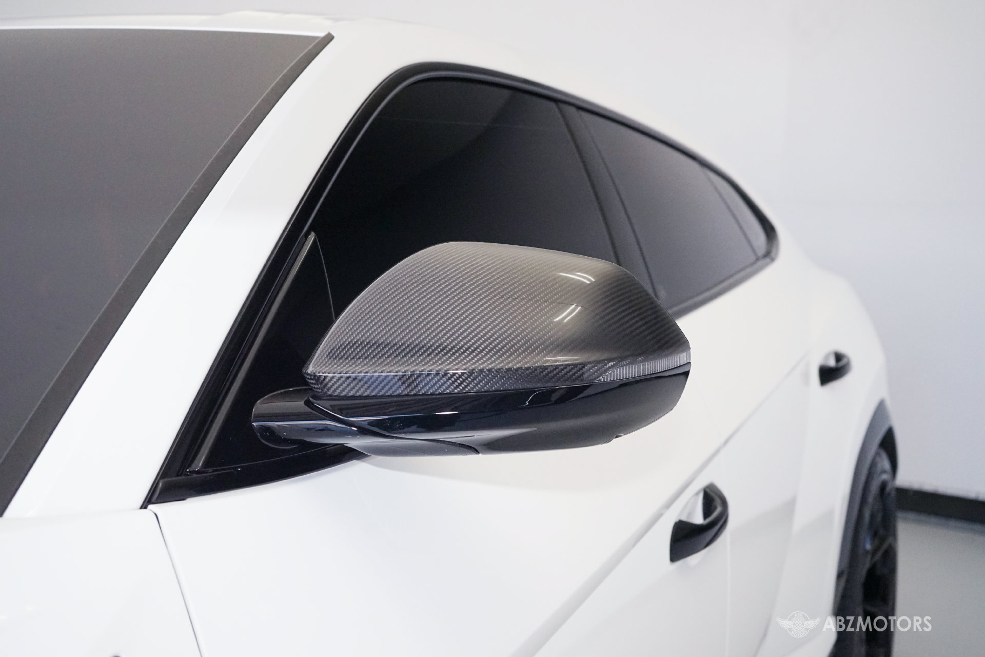 Used 2024 Lamborghini Urus Performante AWD/4WD image 14