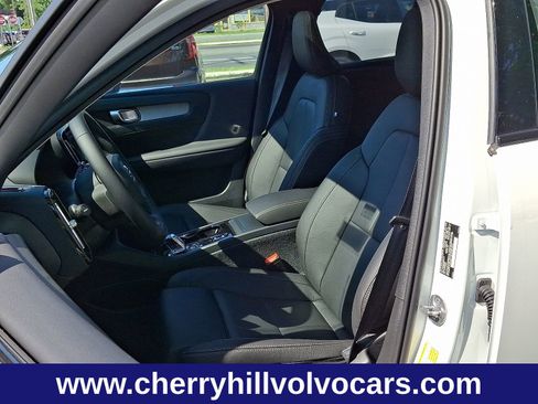 New 2025 Volvo XC40 B5 Plus w/ Protection Package Premier image 13