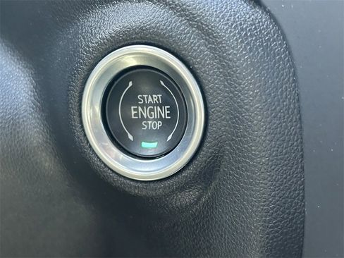 Used 2022 Chevrolet Silverado 1500 Custom image 26