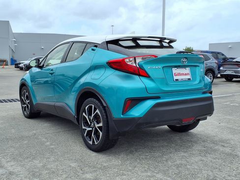 Used 2018 Toyota C-HR XLE FWD image 3