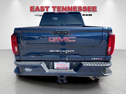 Used 2023 GMC Sierra 2500 AT4 AWD/4WD image 4