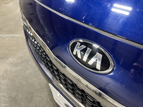 Used 2017 Kia Optima EX w/ Premium Package image 32