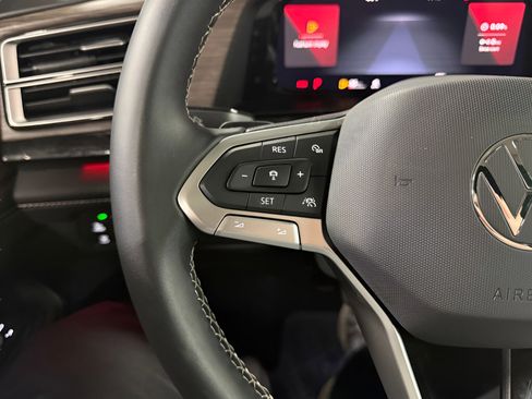 Certified 2025 Volkswagen Atlas SEL image 12