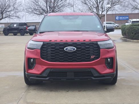 Used 2025 Ford Explorer ST w/ Sun And Sound Package image 2