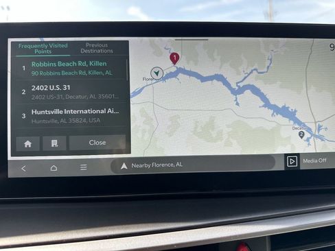 Used 2024 Kia Sorento EX w/ Panoramic Sunroof Package image 14