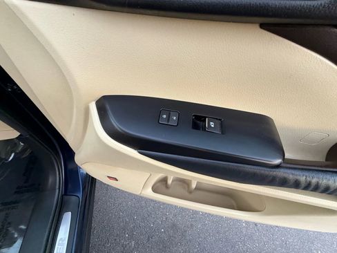 Used 2015 Toyota Highlander Limited image 65