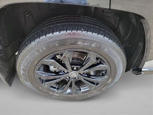 Used 2023 Toyota RAV4 SE AWD/4WD image 11