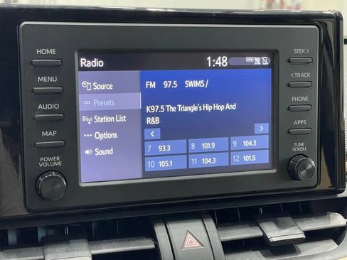 Used 2019 Toyota RAV4 XLE AWD/4WD image 32