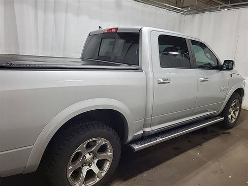 Used 2015 RAM 1500 Laramie w/ Convenience Group AWD/4WD image 5