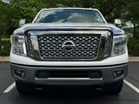 Used 2017 Nissan Titan Platinum Reserve AWD/4WD image 4