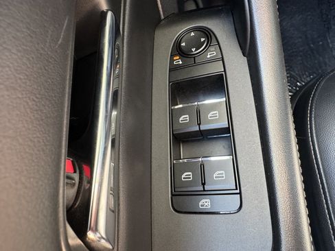 Used 2024 MAZDA CX-90 Plug-In Hybrid w/ Premium Pkg image 26