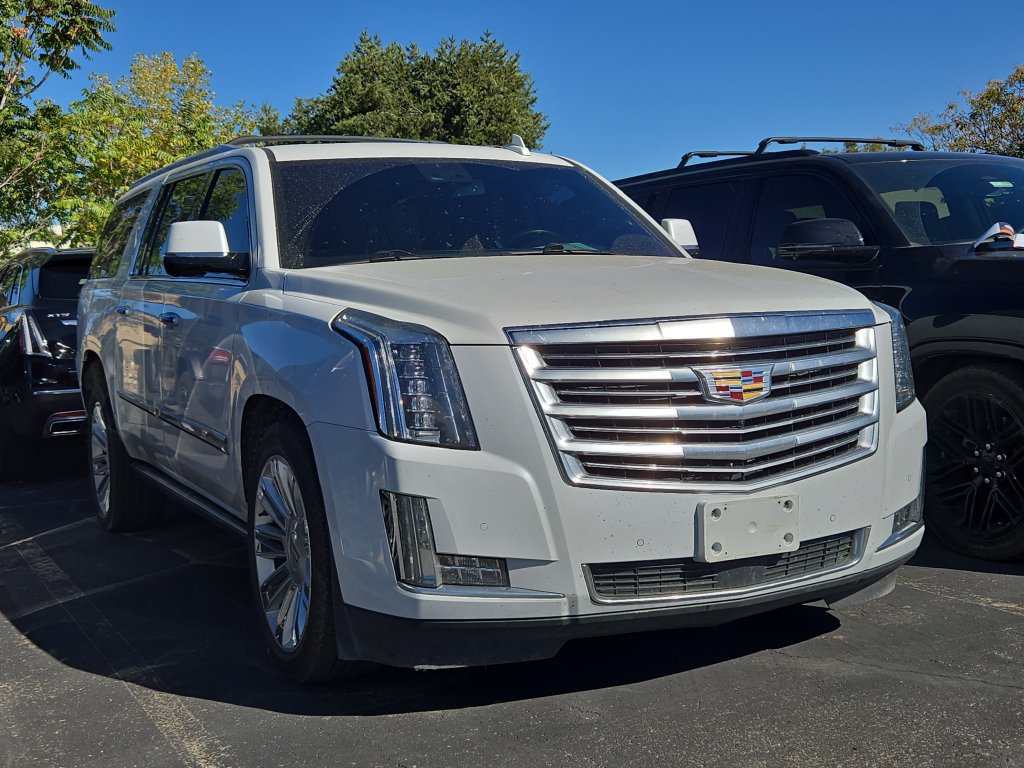 Used 2016 Cadillac Escalade ESV Platinum AWD/4WD image 3