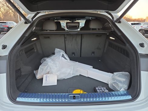 New 2026 Audi RS Q8 performance image 8