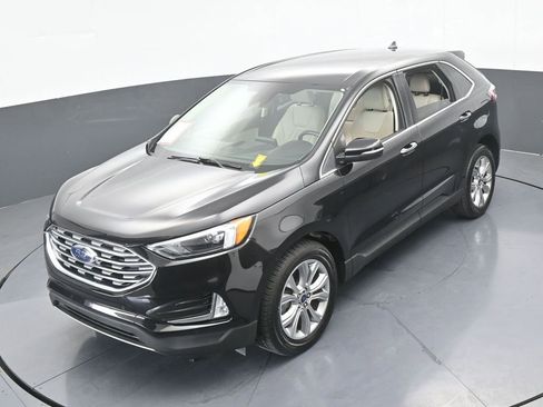 Used 2022 Ford Edge Titanium image 52