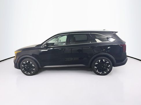 Used 2024 Kia Sorento EX FWD image 4
