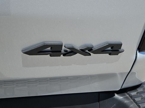 Used 2026 RAM 1500 Express AWD/4WD image 15