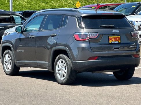 Used 2018 Jeep Compass Sport FWD image 6