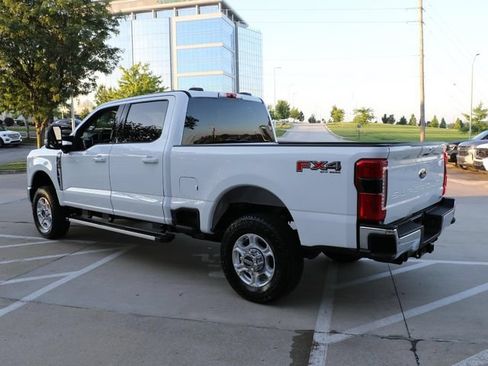 New 2026 Ford F250 XLT w/ XLT Premium Package AWD/4WD image 5