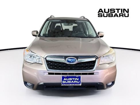 Used 2014 Subaru Forester 2.5i Limited AWD/4WD image 2