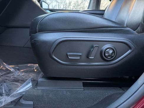 Used 2022 Jeep Grand Cherokee Limited image 13