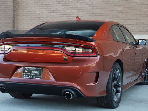 Used 2020 Dodge Charger Scat Pack RWD image 9