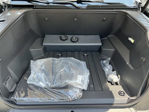 New 2026 Chevrolet Silverado EV LT AWD/4WD image 31