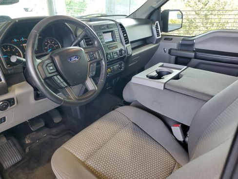 Used 2017 Ford F150 XLT w/ Equipment Group 301A Mid RWD image 16