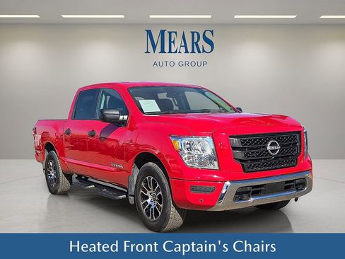 Used 2024 Nissan Titan SV w/ SV Convenience Package image 8