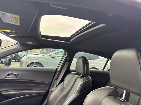 Used 2020 Acura ILX Technology & A-Spec Packages image 28
