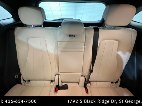 Certified 2022 Mercedes-Benz GLA 250 4MATIC w/ Premium Package Lite image 25