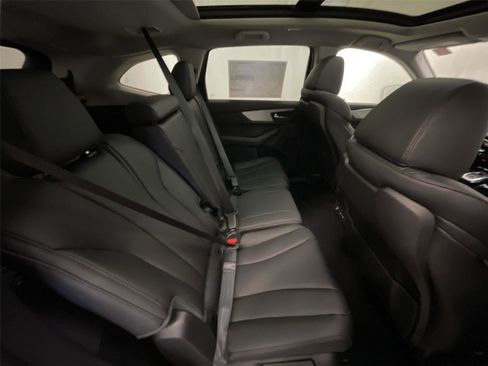 New 2026 Acura MDX SH-AWD image 23