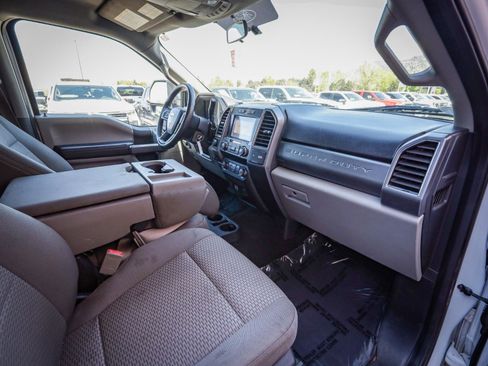 Used 2019 Ford F250 XLT w/ XLT Value Package AWD/4WD image 22